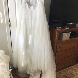 NET Demetria’s Ivory Tulle